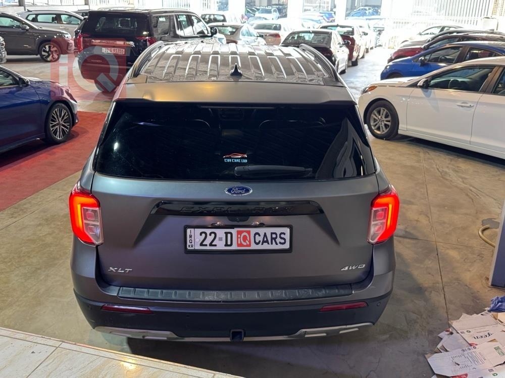 Ford Explorer